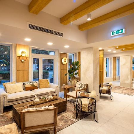 Hotel Serenity ทิมิชัวรา ภายนอก รูปภาพ