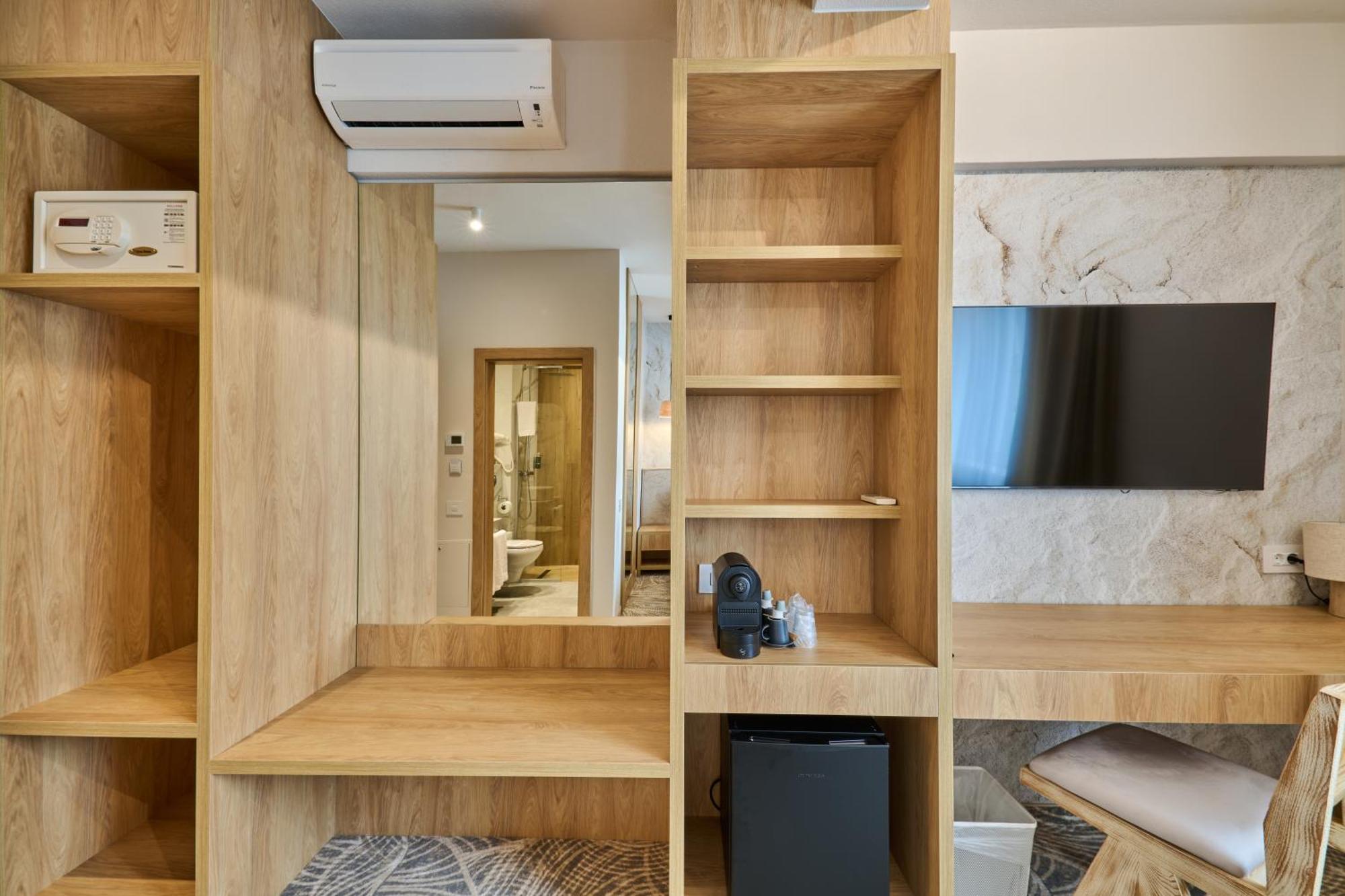 Hotel Serenity ทิมิชัวรา ภายนอก รูปภาพ