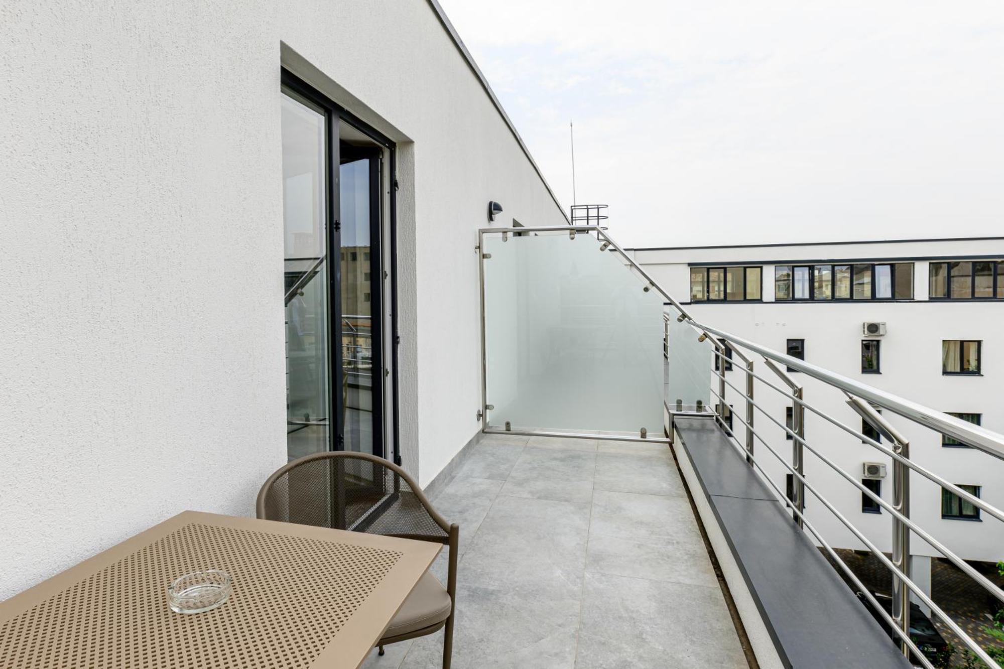 Hotel Serenity ทิมิชัวรา ภายนอก รูปภาพ